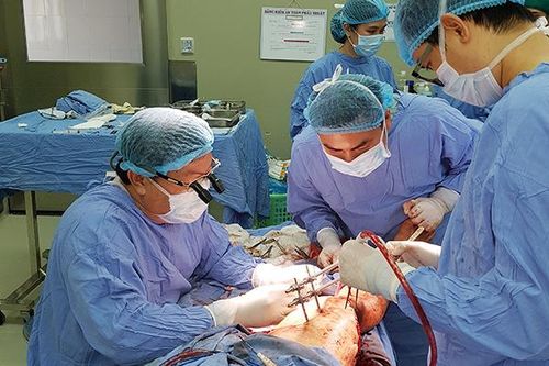 Đoàn chuyên gia Nhật Bản hỗ trợ phẫu thuật tạo hình tại Bệnh viện Đà Nẵng