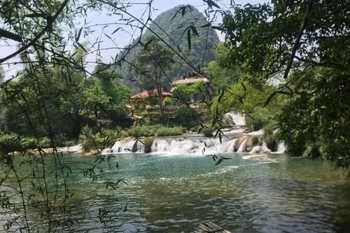 Thanh niên phút trước còn vui vẻ nhậu cùng nhóm bạn, phút sau đã thành thi thể lạnh ngắt dưới dòng thác