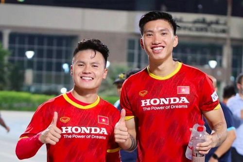 Sau Quang Hải tới Văn Hậu được bóng đá Indonesia để mắt