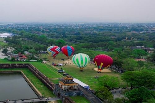 Đơn vị tổ chức Lễ hội Khinh khí cầu quốc tế Huế 2023 chậm trả tiền công cho cộng tác viên?