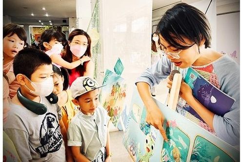 Sân chơi mới thú vị từ trang sách