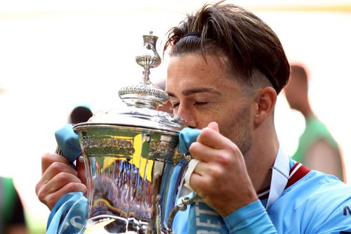 MU cần bao lâu để bắt kịp Man City?