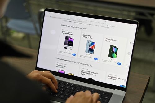 Nhiều khách hàng Việt than phiền về giá bán của Apple Store
