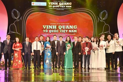 Chương trình 'Vinh quang Tổ quốc Việt Nam': Bồi đắp lòng tự hào, nhân lên sức mạnh Việt Nam