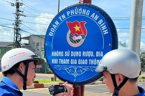 Bảo vệ môi trường từ lốp xe cũ