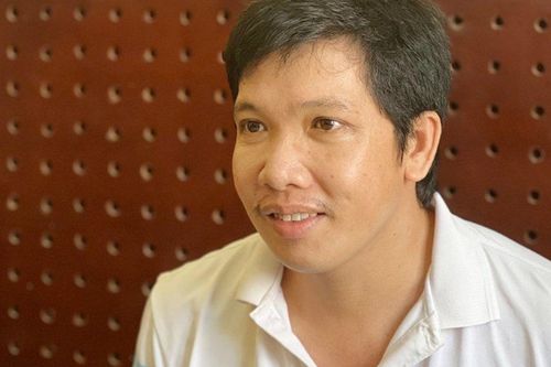 Bắt đối tượng làm giả sổ đỏ lừa 400 triệu đồng