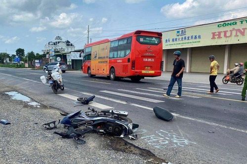 Bình Thuận: Va chạm với xe khách Phương Trang, hai mẹ con thương vong