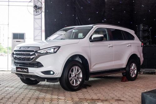 Bảng giá xe Isuzu tháng 6/2023