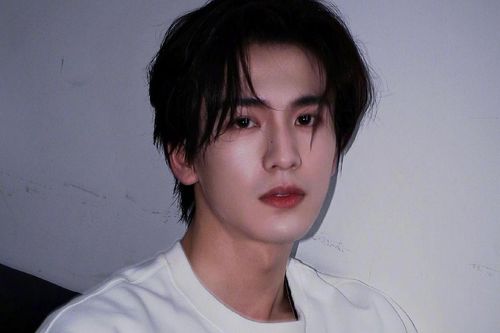 Bạn trai Bạch Lộc bị nam phụ diễm áp trong phim mới: Đẹp như này bảo sao dân tình mê như điếu đổ
