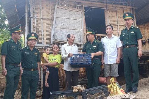 Bộ đội Biên phòng Thanh Hóa tổ chức nhiều mô hình giúp người dân biên giới thoát nghèo