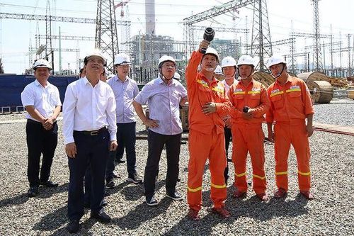 Giữ vững trục truyền tải 500kV Bắc – Nam để đảm bảo điện cho miền Bắc mùa nắng nóng