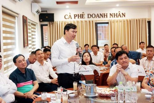 Đông Triều (Quảng Ninh): Tháo gỡ khó khăn trong sản xuất gạch ngói, gốm sứ