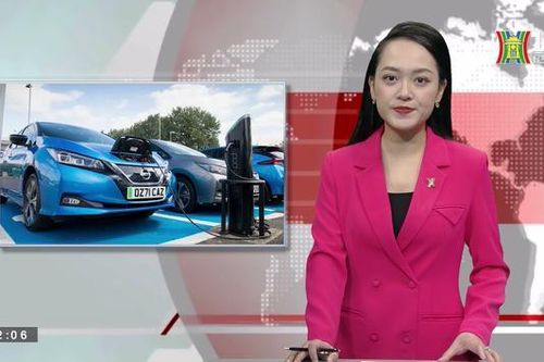 Cuộc đua sản xuất ô tô 'xanh' | Nhìn ra thế giới | 04/06/2023