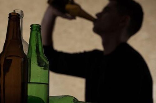 12 tác hại của rượu với cơ thể bạn cần biết