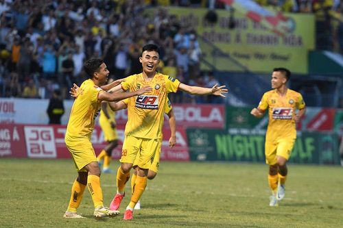 Vòng 11 V.League: Cuộc cạnh tranh căng thẳng