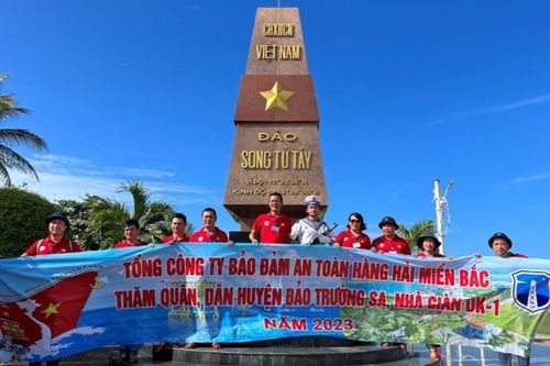 10 lời thề vang lên trên đảo tiền tiêu