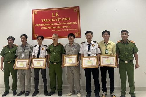 Bình Dương khen thưởng các cá nhân kịp thời dập tắt vụ cháy ở chung cư cao tầng
