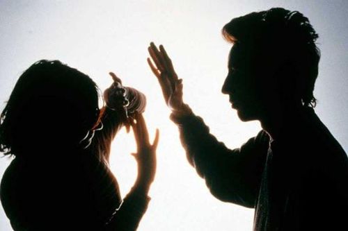 4 tuyệt chiêu đối phó chồng… vũ phu