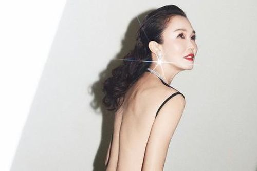 'Tiểu Long Nữ' Phạm Văn Phương ở tuổi 52