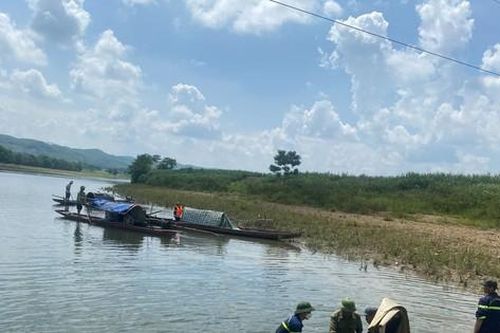 Nam sinh tử vong do đuối nước trên sông Mã