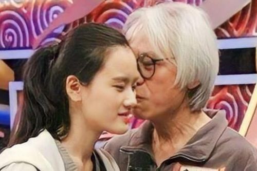 Vợ kém 40 tuổi bất ổn tâm lý sau khi nhạc sĩ Lý Khôn Thành qua đời