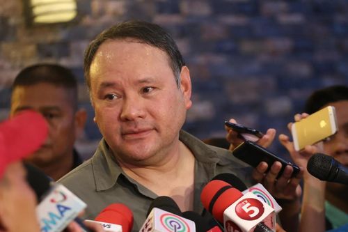 Philippines có bộ trưởng quốc phòng mới
