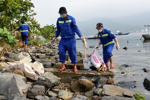 Nỗ lực chống rác thải nhựa, xây dựng lối sống bền vững, hài hòa với thiên nhiên