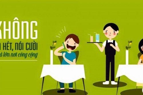 Án Nước ngoài-Luật Việt Nam: Du khách khỏa thân múa ở đền thiêng đối mặt án phạt gần 3 năm tù