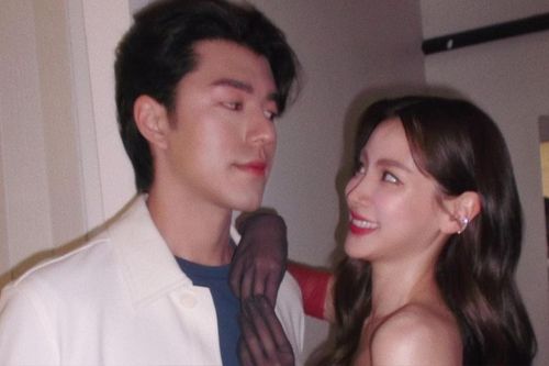 Baifern Pimnachok tiếp tục rải 'cẩu lương' cùng bạn trai, lộ rõ một chi tiết cưng chiều 'nửa kia'