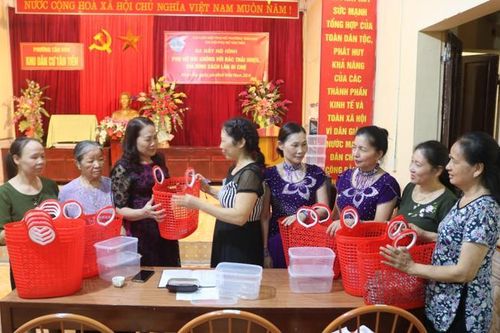 Phụ nữ Phú Thọ chống rác thải nhựa, hưởng ứng Tháng Hành động vì môi trường