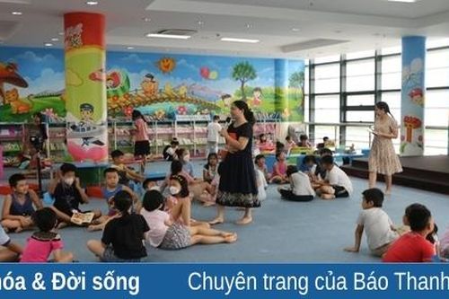 'Trốn' nắng ở thư viện