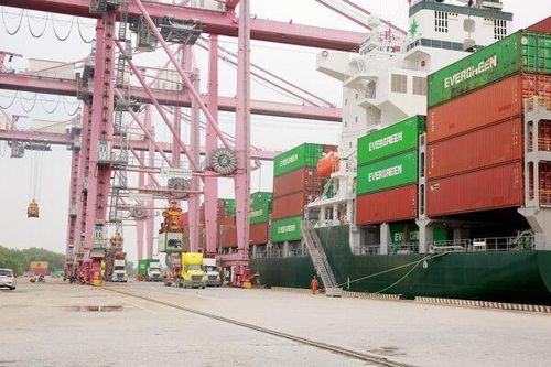 Nhu cầu nhập khẩu hàng hóa của Trung Quốc có thể suy yếu trong thời gian tới?