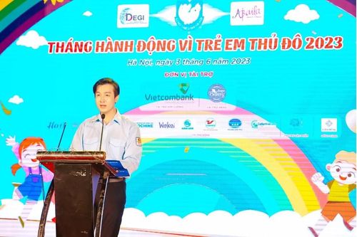 Lấp lánh nghĩa cử nhân văn trong Tháng Hành động vì trẻ em