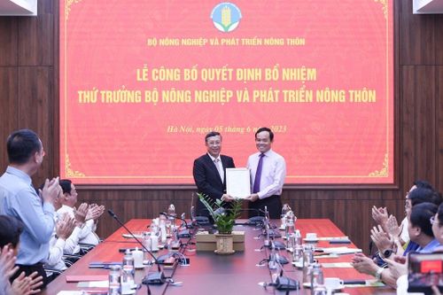 Bộ Nông nghiệp và Phát triển nông thôn chính thức có tân thứ trưởng