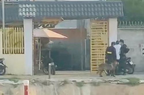 Công an khám xét nhà Thảo 'lụi'