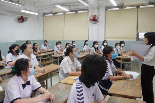 Nhận định đề thi Ngữ văn lớp 10 tại TP HCM