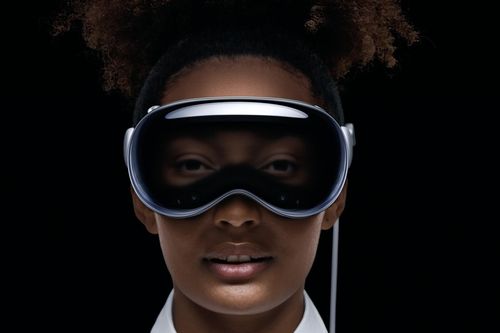 Mẫu kính Vision Pro lấn át sự kiện lập trình viên Apple