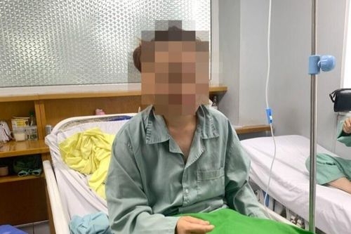 Cô gái uống thuốc kịch độc tự tử