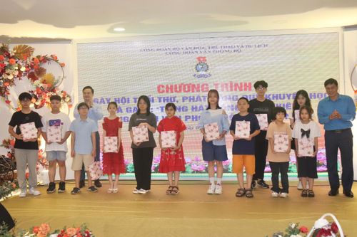 Phát động Quỹ khuyến học Văn phòng Bộ VHTTDL