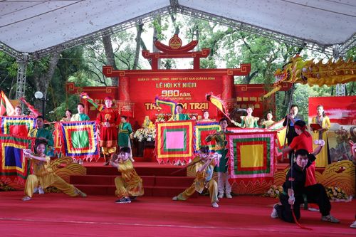 Kết nối quá khứ hào hùng…