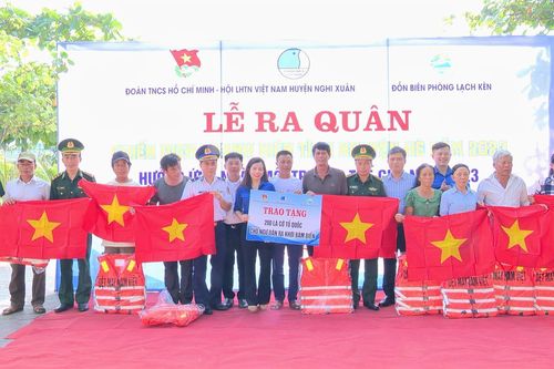 Hướng về nhân dân khu vực biên giới bằng cả tấm lòng