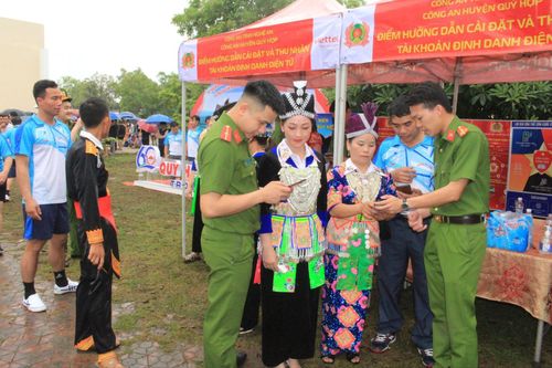Nghệ An: 'Bí quyết' dẫn đầu về cải cách hành chính của công an huyện miền núi
