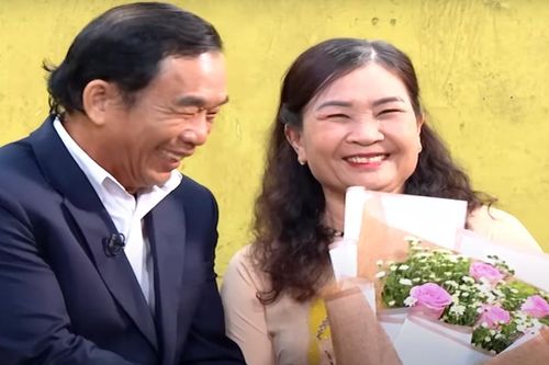 Người đàn ông kể chuyện 'trót dại' ở tuổi 60, được vợ tha thứ