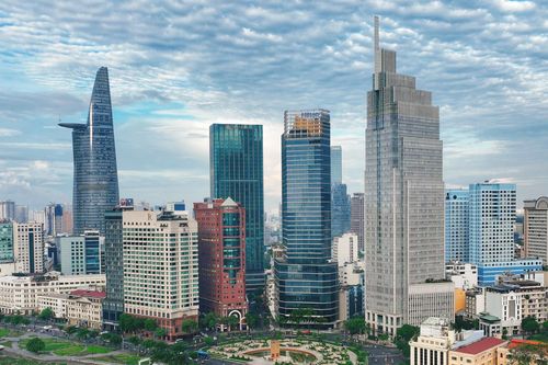 Chiếc áo nào cho đầu tàu kinh tế TP.HCM?