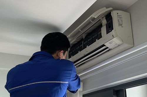 Nắng nóng cao điểm, bán điều hòa, máy lạnh thu hàng chục nghìn tỷ