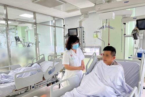 Vì sao ngủ trong xe ô tô khi dừng đỗ có thể gây tử vong?