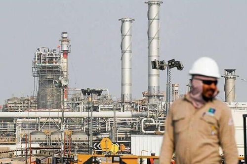 Saudi Arabia mua hàng triệu thùng dầu diesel của Nga