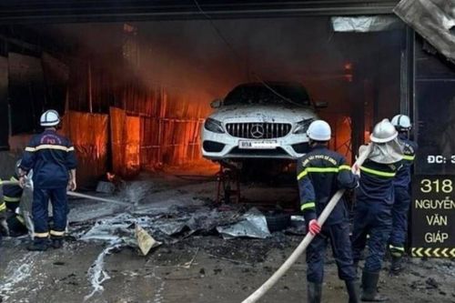 Ô tô cháy trong garage được bồi thường bảo hiểm thế nào?