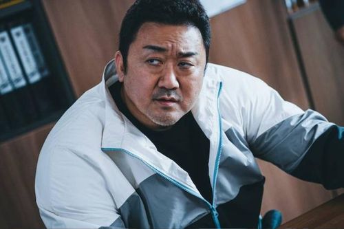 Vượt mặt Ký Sinh Trùng, 'bom tấn' mới của Ma Dong Seok trở thành phim bán vé khủng nhất