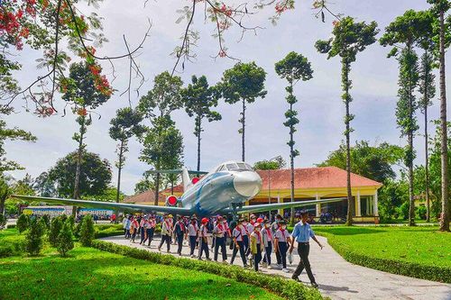 Chăm lo những 'búp trên cành'